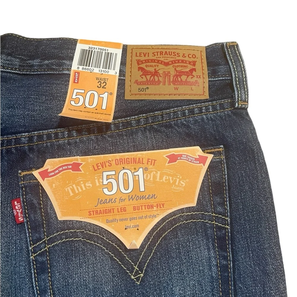 Levis rand new